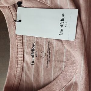 XL T-Shirt. Mauve (soft rose) with white stripes. NWT